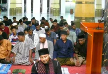 Tarawih Malam Ke-29 Masjid Agung Fakfak Berjalan Tertib