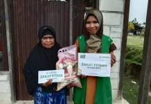 Yakesma Fakfak Distribusikan Zakat Kepada Masyarakat di Pulau Panjang