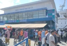 Lonjakan Penumpang KM Labobar Warnai Arus Balik di Fakfak