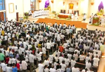 Umat Katolik di Fakfak Diajak Menghidupi Makna Ekaristi Sejati