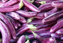 Rahasia dapur: manfaat merendam terong dengan air garam