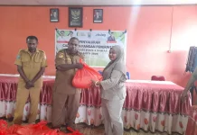 Pemprov Papua Barat Salurkan Cadangan Pangan ke Masyarakat