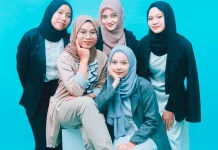 Lima Ciri Kepribadian Orang yang Suka Warna Biru Menurut Psikolog