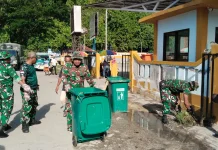 Kodim Fakfak Ikut Kerja Bakti Sambut Misi Katolik