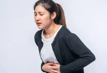 Kenapa Perut Terasa Panas setelah Makan Pedas?