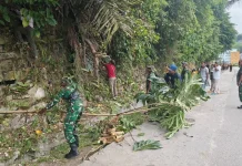Kodim Fakfak Dukung Kamis Bersih Bersama Masyarakat Daerah
