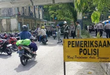 Razia Gabungan, Petugas Tertibkan Pajak Kendaraan dan Pelanggaran Lalu Lintas