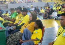 Nobar Brazil Kontra Haiti Pererat Kebersamaan Warga Fakfak