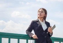 Tips Jadi Wanita Karir Sukses yang Tetap Waras