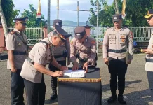 Kapolres Fakfak Pimpin Sertijab Enam Pejabat Strategis di Polres Fakfak