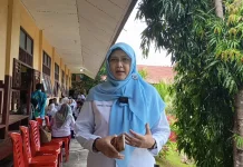 Kepala SMA Negeri Dua Fakfak Dorong Adaptasi Siswa Baru