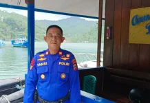 Kasat Polair Polres Fakfak Imbau Nelayan Waspadai Gelombang Laut yang Tidak Tentu