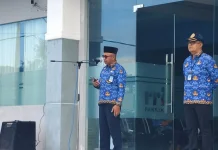 Kepala RRI Fakfak Apresiasi Disiplin Pegawai pada Apel Kesadaran Nasional