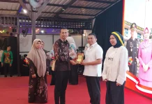AKBP Dr. Hendriyana Serahkan Tongkat Estafet Kepemimpinan kepada AKBP Naim Ishak