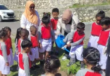 Bunda PAUD Fakfak Kenalkan Pala Tomandin kepada Anak lewat GERTAK Ceria