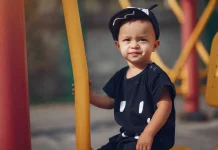 Cara Merawat Bayi 2 Bulan dengan Benar agar Tetap Sehat