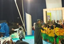 Masjid Agung Fakfak Libatkan Generasi Muda Lestarikan Tarian Sawat dan Hadrat