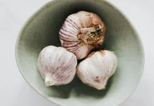 Lima Manfaat Rutin Makan Bawang Putih Bagi Kesehatan