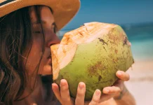 Rutin Minum Air Kelapa? Kenali Beragam Manfaatnya bagi Kesehatan Jantung, Ginjal, da