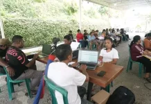 Disdukcapil Fakfak Dekatkan Layanan Administrasi Kependudukan Kepada Warga