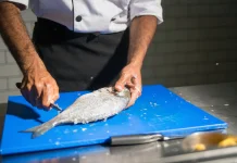 Cara Membersihkan Sisik Ikan dengan Mudah, Cepat, dan Praktis