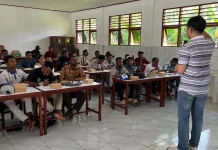 TEP Unhas Latih Pemuda Weri Saharey Jadi Agen Usaha Lokal