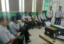 LPP RRI Fakfak Gelar Pemeriksaan Kesehatan Rutin Seluruh Pegawai