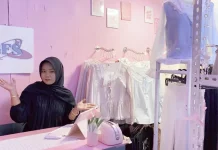 Nuansa Pink dan Personal Branding Jadi Ciri Girl Fashion Story Fakfak