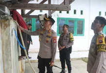 Polres Fakfak Peduli Kekeringan, Salurkan 6.600 Liter Air