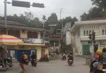 Lampu Lalu Lintas Mati, Pelayanan Publik Dipertanyakan Warga