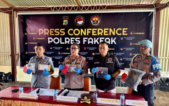 Prees Conference Polres Fakfak Gagalkan Penyelundupan Ganja