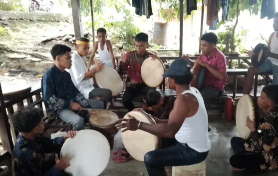 Pemuda Cengkeh Tiga Intensif Latihan Tifa Sawat Rutin