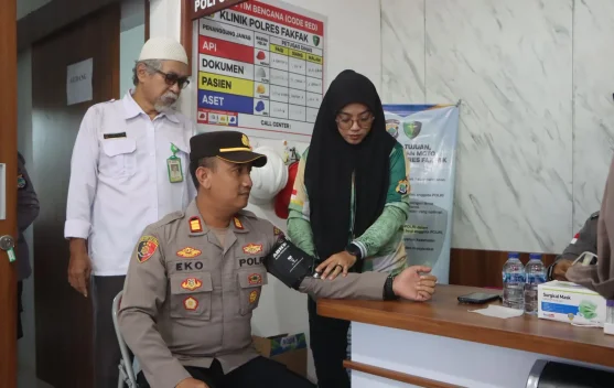 Donor Darah Sambut HUT Bhayangkara di Fakfak Bantu Selamatkan Nyawa Sesama