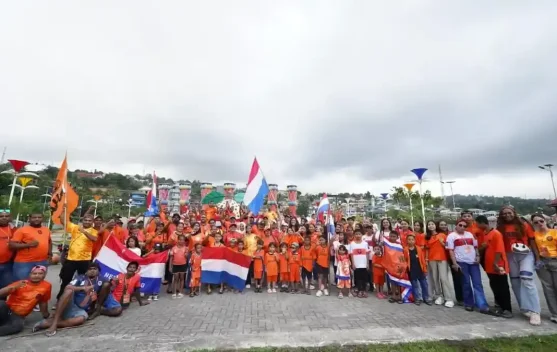 Fans Belanda Fakfak Optimistis Oranje Bangkit Hadapi Swedia