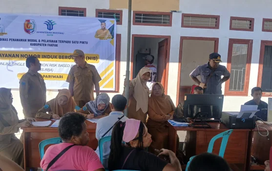 Permudah Pelayanan Perizinan, DPMPTSP Fakfak Sasar Pasar dan Pelaku UMKM