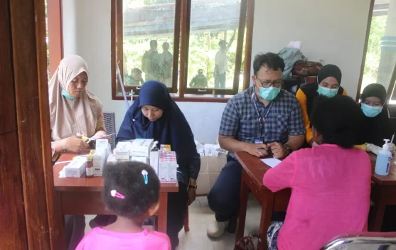 Kodim Fakfak Gelar Bakti Kesehatan Gratis Layani Warga Distrik Kramomongga