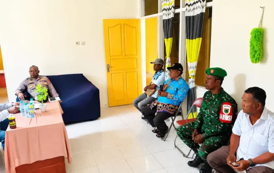 Babinsa Karas Hadiri Rapat Persiapan Panitia HUT Kemerdekaan RI Tahun 2026 Bersam