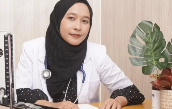Kenali Gejala Awal Katarak dan Pterigium