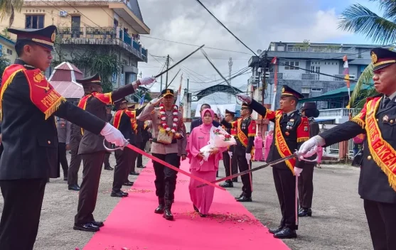 AKBP Naim Ishak disambut Hangat Keluarga Besar Polres Fakfak