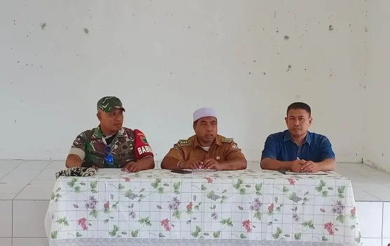 Babinsa Hadiri Rapat Persiapan HUT Kemerdekaan RI Bersama Pemerintah Distrik
