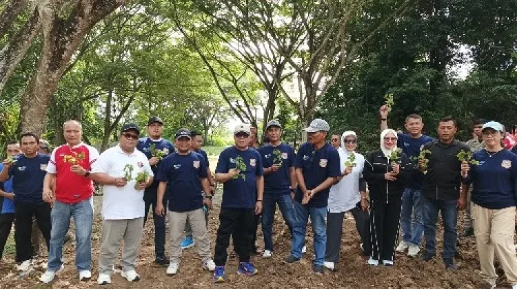 Pemerintah Tanam Nilam di Buper Bongohulawa