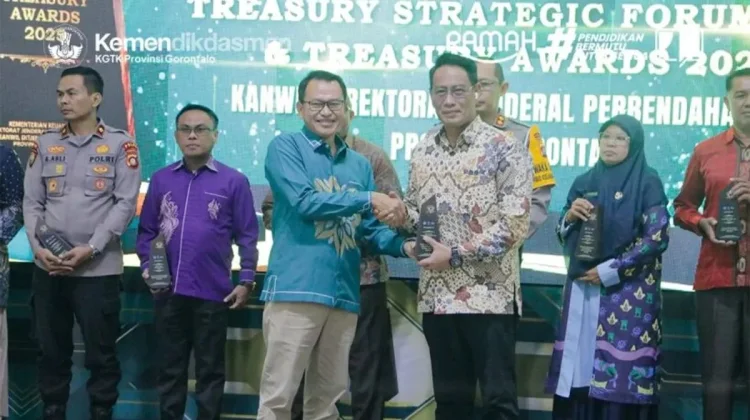 Kepala KGTK Gorontalo Raih Treasury Awards 2025
