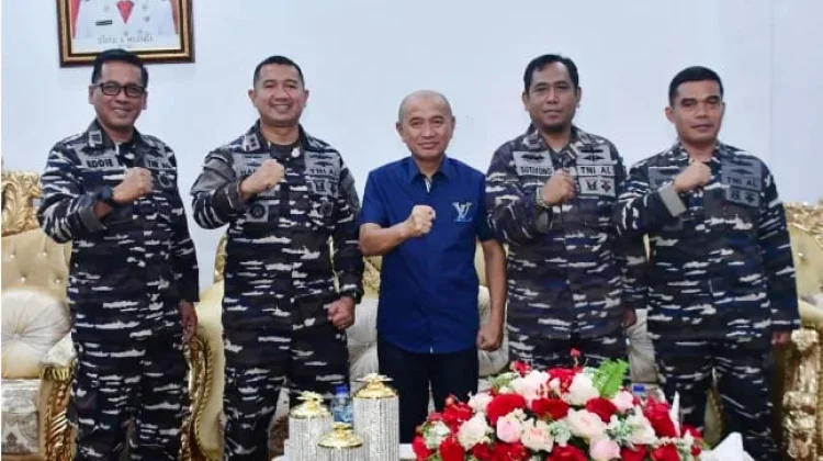 Bupati Pohuwato Bahas Keamanan Laut dengan Danlanal