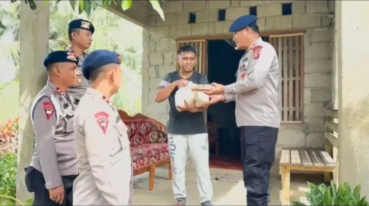 Brimob Polda Gorontalo Salurkan Sembako Sambut Ramadhan 1447 H