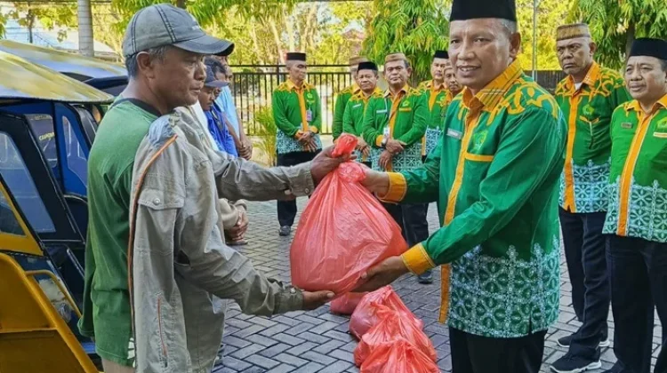 Kemenag Kabgor Bagikan 500 Paket Sembako Pendayagunaan Dana Zakat
