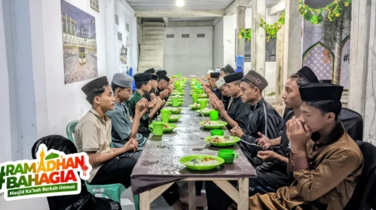 Keberkahan Ramadhan santri Masjid Kabah Berkah Umat