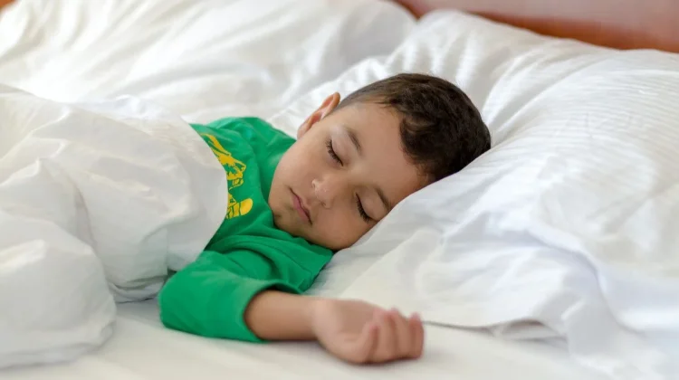 Simak! Manfaat Tidur Siang saat Puasa