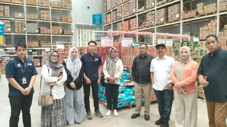 Respons Aduan, Komisi II Monitoring Ketersediaan Beras di Indogrosir