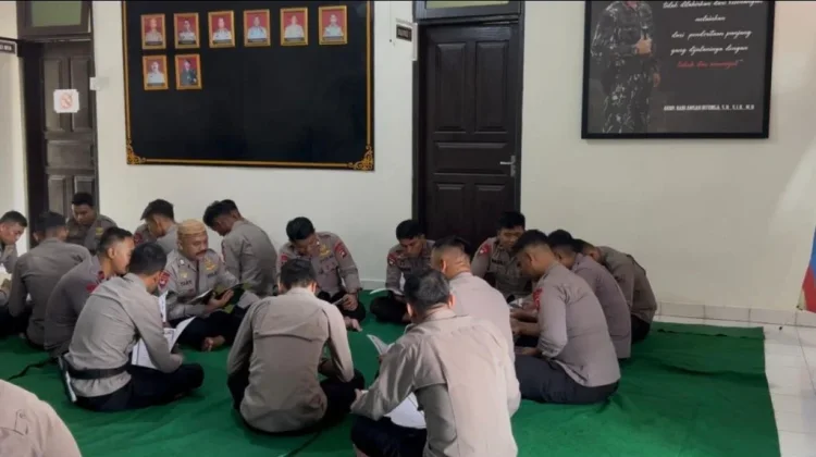 Tadarus Al Quran di Bulan Ramadhan Perkuat Iman Personel Brimob Gorontalo