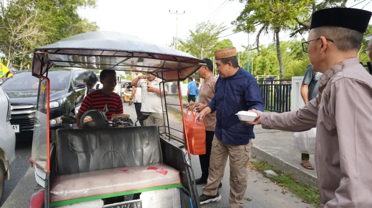 Satpol PP dan Penanggulangan Kebakaran Berbagi Berkah Ramadan